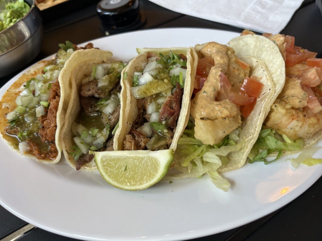 Mestizo Taqueria メキシカンレストラン