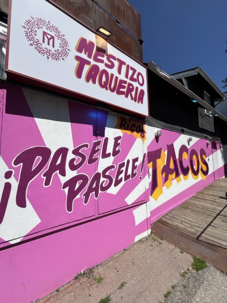 Mestizo Taqueria メキシカンレストラン